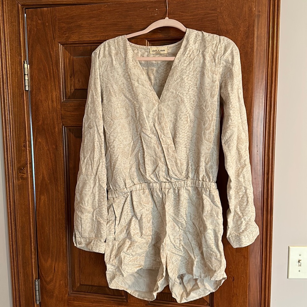 Cream romper